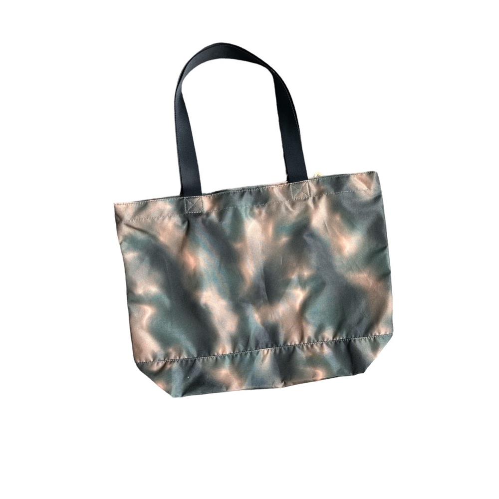 PINK Victoria's Secret Green Tie-Dye Travel Tote - Picture 4 of 10